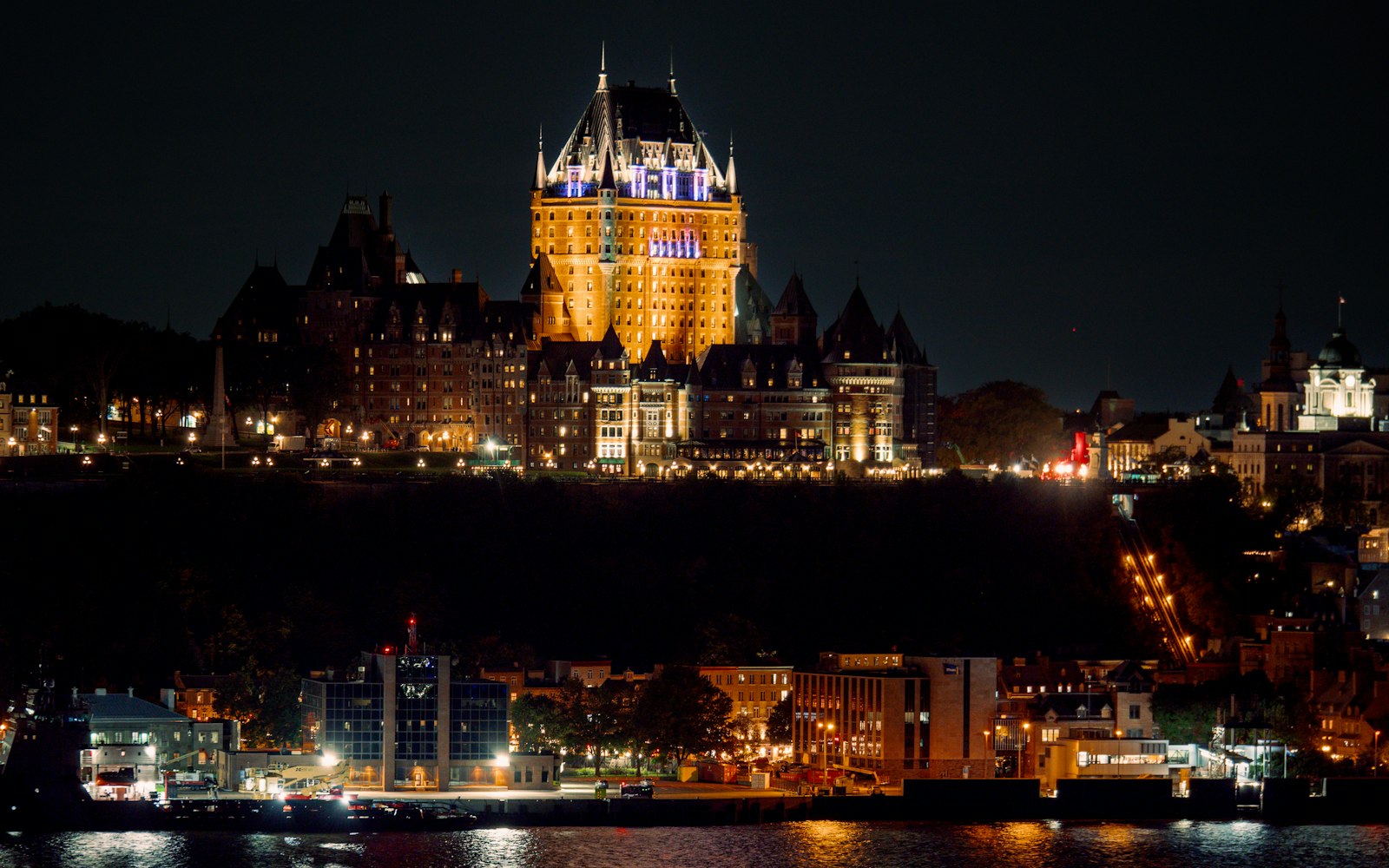 Toronto – Ottawa – Montréal – Québec 3 ngày